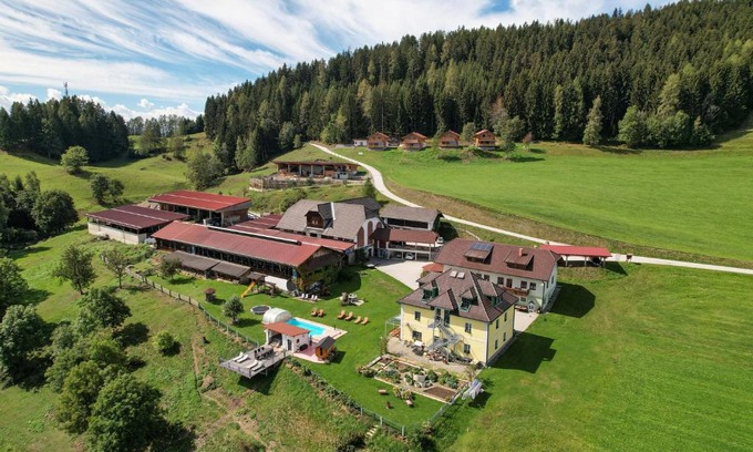 Liebenfels Casa | ERLEBNISBAUERNHOF Steinerhof in Kärnten