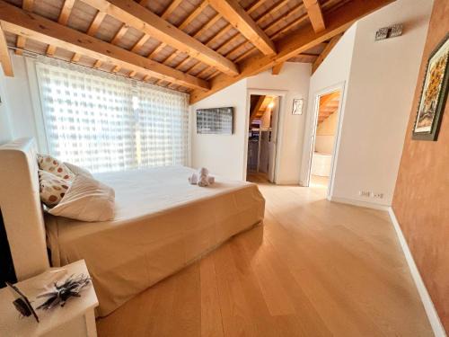 Dolo Apartamento | ERMAN HOUSE Mansarda sulla Riviera del Brenta Venezia
