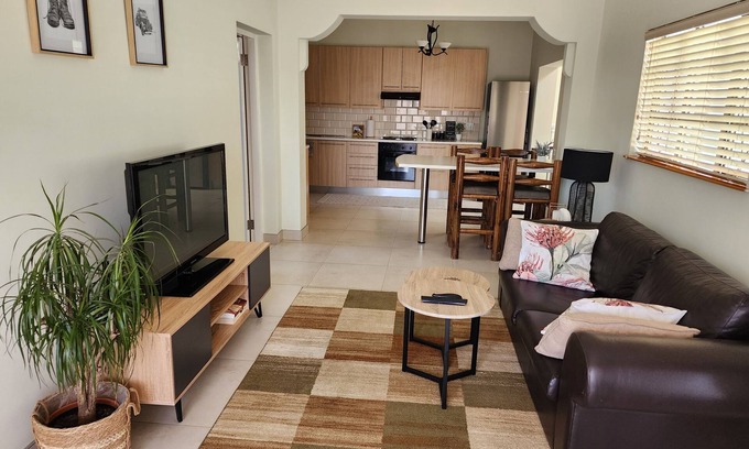 Windhoek Apartamento | Eros Weg Family Flat