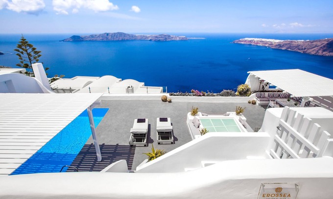 Imerovigli Villa | Villa Erossea con piscina climatizada privada y jacuzzi, Santorini, Grecia