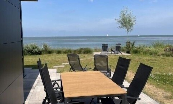 Enkhuizen Casa | Erste Reihe - Premium-chalet Seestern