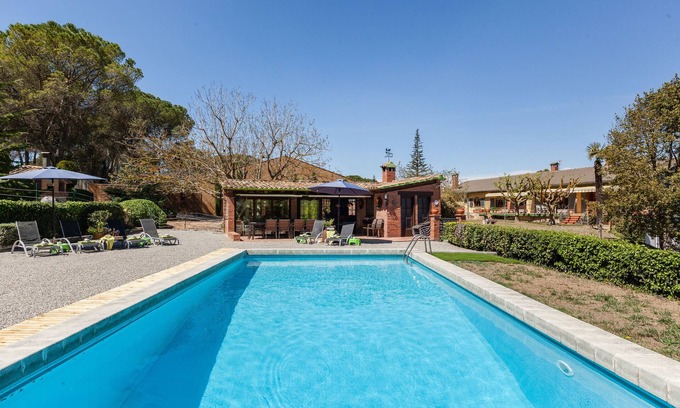 Capellades Casa | Casa de vacaciones Finca La Pedrera Barcelona con piscina, Wi-Fi, terraza y jardín