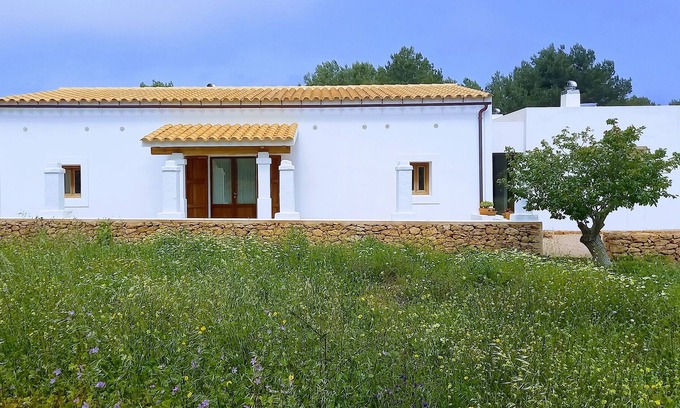Pilar de la Mola Casa | RGE 24912-2020 Antigua casa payesa reformada, máxima tranquilidad