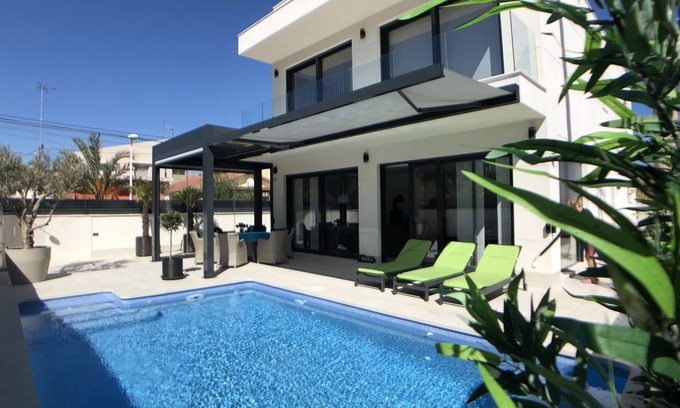 Guardamar del Segura Casa | Villa Bella - Villa moderna La Marina cerca de la playa