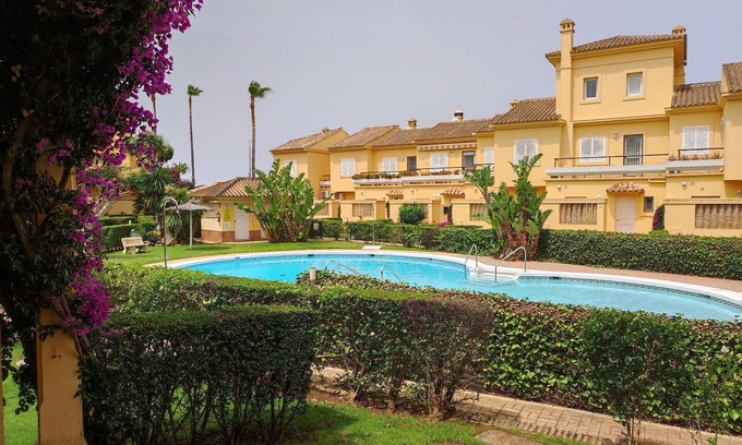 Chiclana de la Frontera Casa | Casa ideal para vacaciones en Novo Sancti Petri (golf y playa)