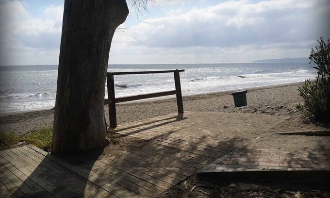 Urbanizacion Puerto de Estepona Apartamento | APARTMENT DAVINIA-ESTEPONA