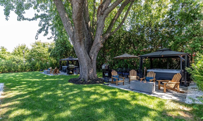 Chambly Casa | Escapade Chambly I Lake & Spa 8BR