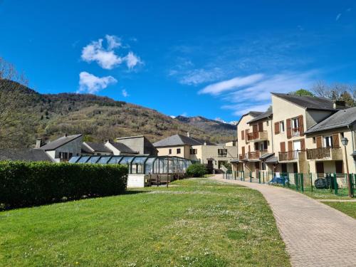 Bielle Apartamento | Escapade Montagne en Famille, appartement cosy avec piscine couverte