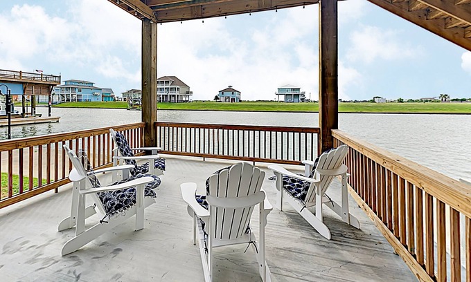 Galveston Casa | Escape | Canal Front | Boat Deck | Fishing Spot