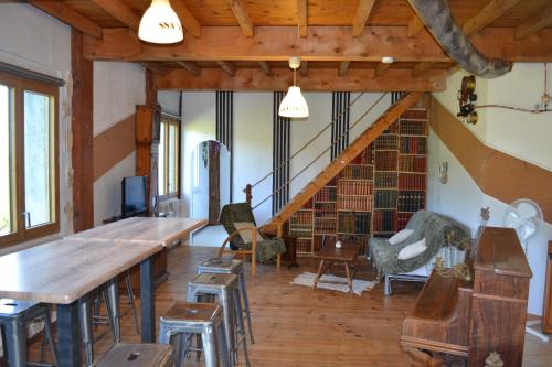 Saint-Sebastien-d'Aigrefeuille Casa | Escape gîte de 4-6-8 pers avec jacuzzi entre Anduze et Alès