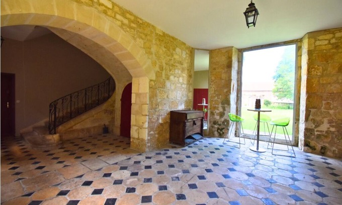 Ravenel Apartamento | Escape to Château Ravenel