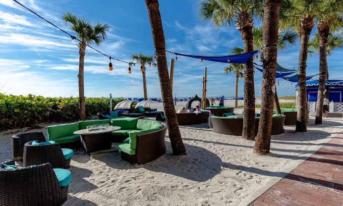 St. Pete Beach Complejo | Escape to Paradise at Bluegreen Vacations at TradeWinds Resort-1 Bedroom