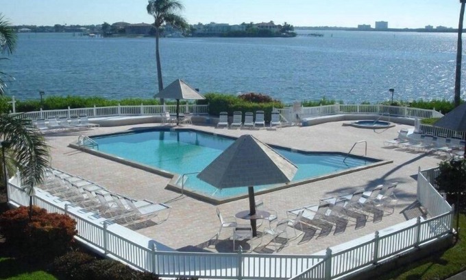 Palma del Mar Condominio | Escapar a este pintoresco Bay Front Condo, perfecto para parejas o familias.