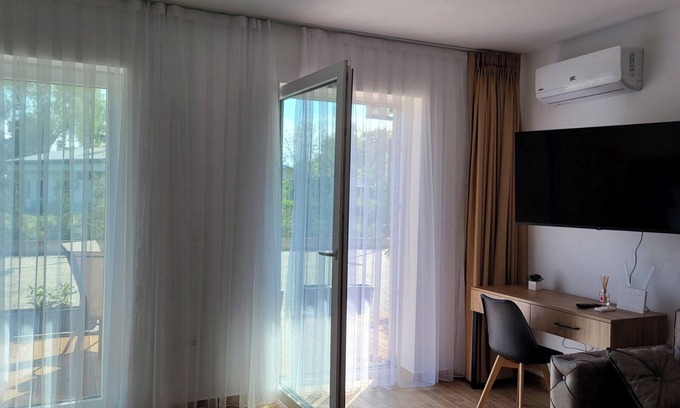 Ohrid Apartamento | Escape to tranquility vacation at this serene retreat in Sv. Stefan, Ohrid