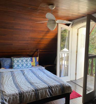 Monte Verde Chalet De Esquí | Espaço arborizado com Casa e Chalé em bairro nobre de Monte Verde