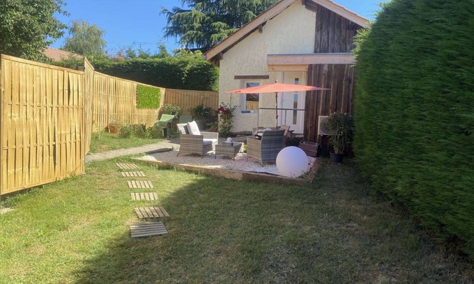 Saint-Clair-de-la-Tour Casa | ESPACE ATYPIQUE DETENTE BIEN-ETRE