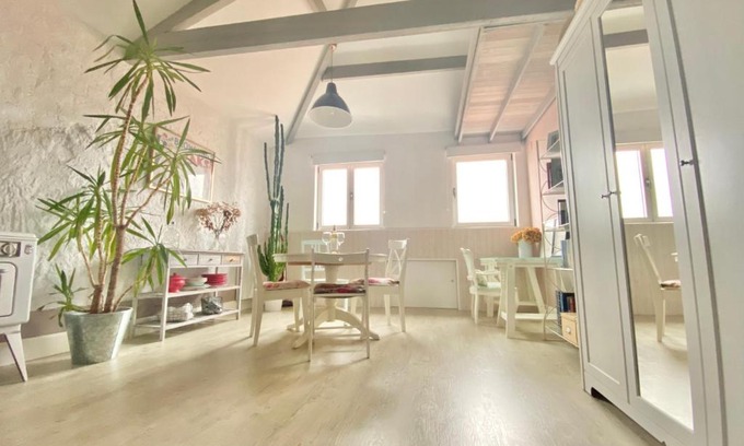 Cimadevilla Apartamento | Espacioso ático en Cimadevilla - Casco histórico y vistas al mar
