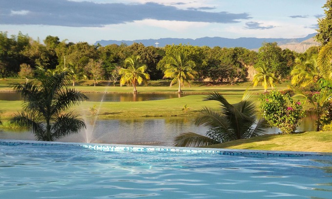 Girardot Casa | Espectacular casa con vista