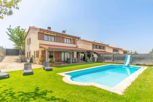 Biurrun-Olcoz Casa | Espectacular casa con piscina próxima a Pamplona
