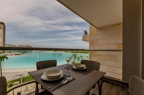 Zona Norte Apartamento | Espectacular vista a laguna de Kristal/1 alcoba