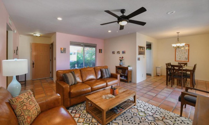 Sunrise Pointe Townhouses Apartamento | Esplendora
