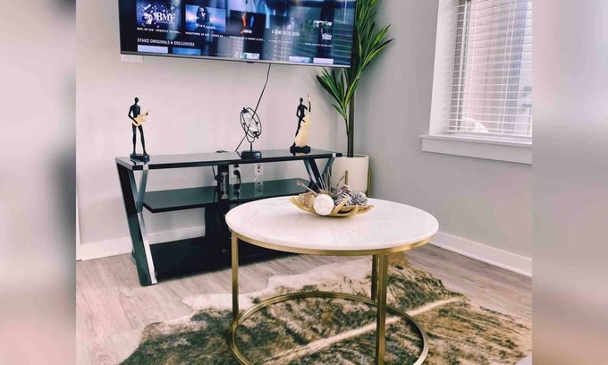 Charlotte Apartamento | *ESSENCE* *UPTOWN* *LUXURY LIVING*