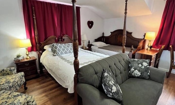 Santa Maria Condominio | Estate Guest Home—Upstairs, EV Charger on site