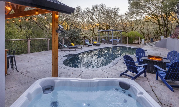 Larkfield-Wikiup Casa | Estate near Healdsburg in heart of wine country