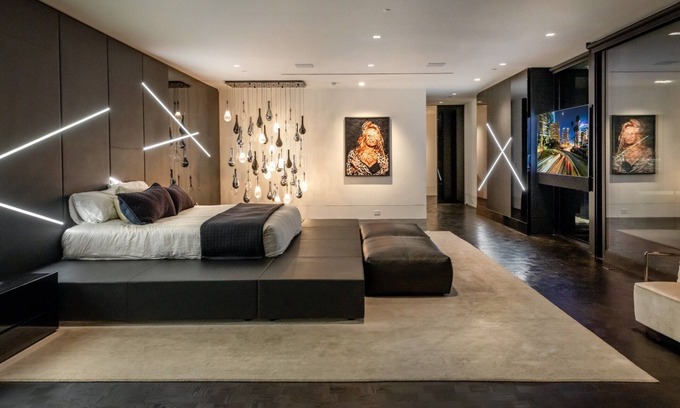 West Hollywood Casa | Estate with 6 bedrooms and WiFi, fitness room in awesome Los Angeles
