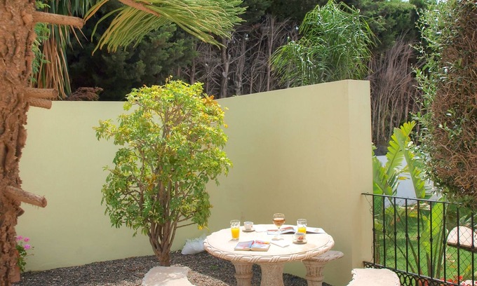 Estepona Villa | Estepona lovely 4 bed villa private pool