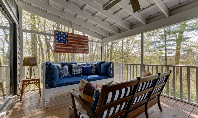 Mirror Lake Casa | Estes Cottage - Cozy Mirror Lake Cottage w/ screened porch