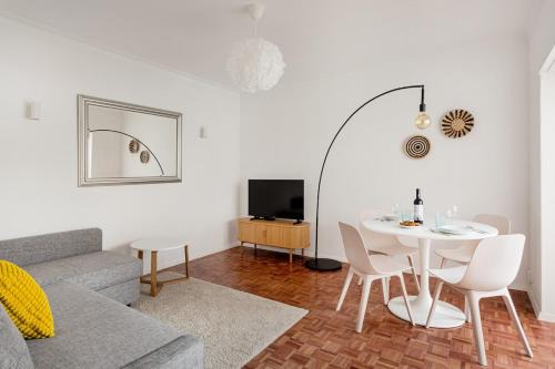Estoril Apartamento | Estoril Beach - Your Family Escape