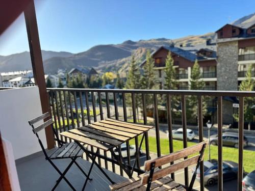 Formigal Apartamento | Estudio con increíbles vistas a la montaña en el centro de Formigal - Esquía sin llaves