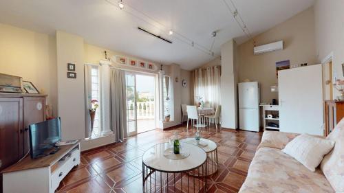 Puerto Marino Apartamento | Estudio en la playa con spa opcional