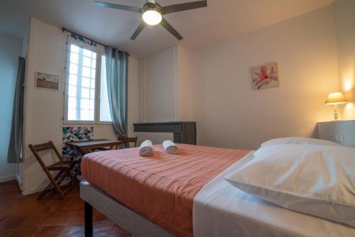 Gimont Cama Y Desayuno | etape gimontoise 32 "Chambre tout confort"