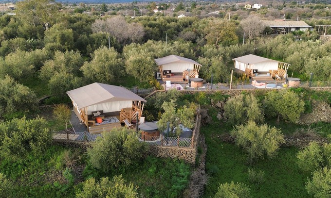 Belpasso Cabina | Etna Koru Glamping Experience (Water)