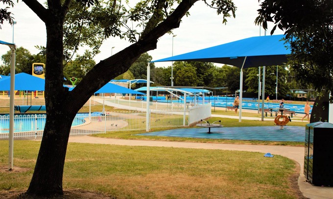 Ballarat East Hotel | Eureka Lodge Motel
