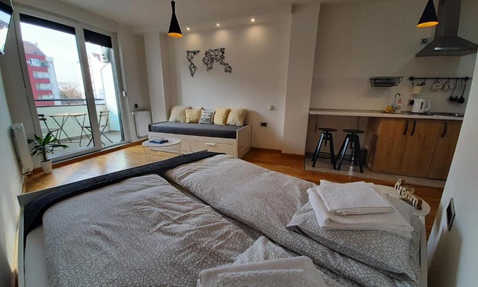 Novi Sad Apartamento | Europe Lux - Free parking, close to Sheraton/Fair