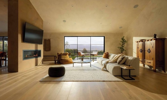 Studio City Casa | European style Home w/Pool, Fire Pit & City Views