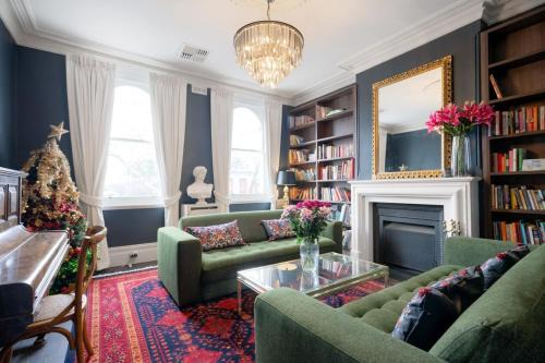 Carlton North Casa | European Style Home with Private Rooftop Terrace