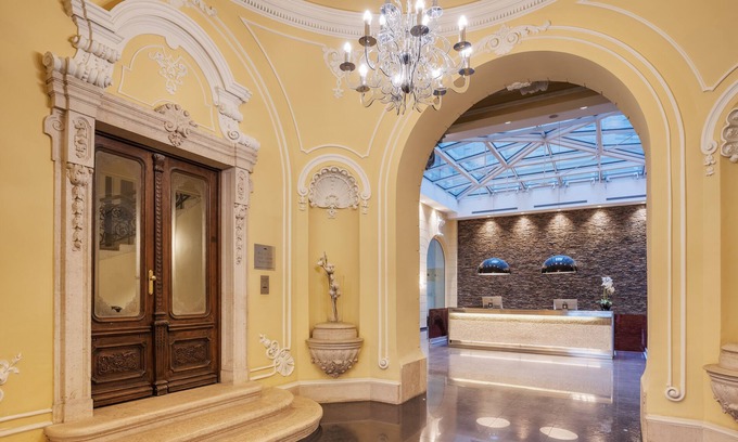 Palace District Hotel | Eurostars Palazzo Zichy