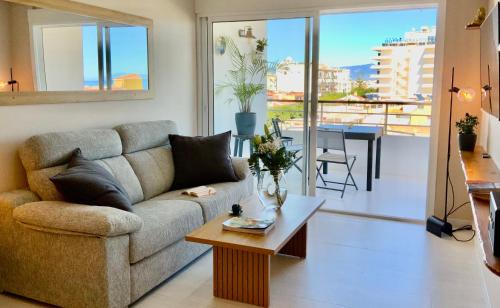 Torremolinos City Centre Apartamento | Evasion et détente à la Nogalera