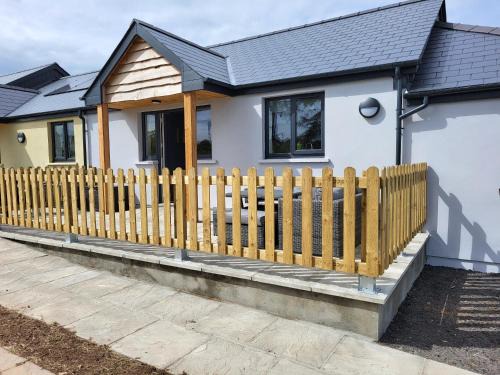 Kilgetty Casa | Evening Star Cottages