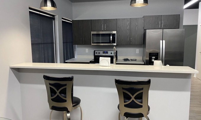 Dearborn Apartamento | Everyone welcome travelers welcome