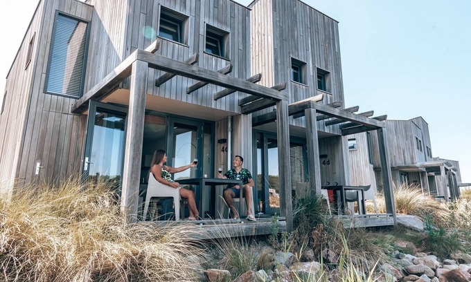 Ouddorp Cabina | Everything you need, at one of the most unique locations in Zeeland!