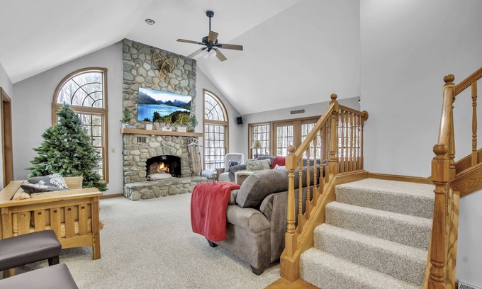 Ellicottville Chalet De Esquí | EVL Chalet in the Woods & The Ultimate Game Room!