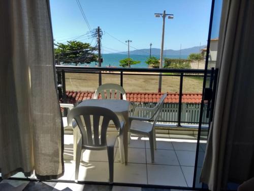 Garatucaia Apartamento | Excelente apto 2 quartos de frente para o mar em Garatucaia