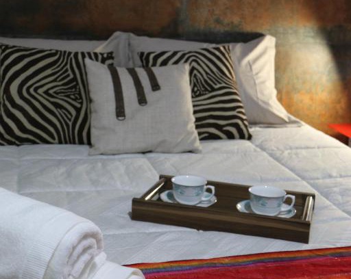 Italia Cama Y Desayuno | Excelente quarto com cama de casal king em casa perto do aeroporto de Curitiba