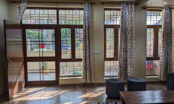 Noida Casa | Excellent Home Away from Home-Noida/Delhi-India's Capital!