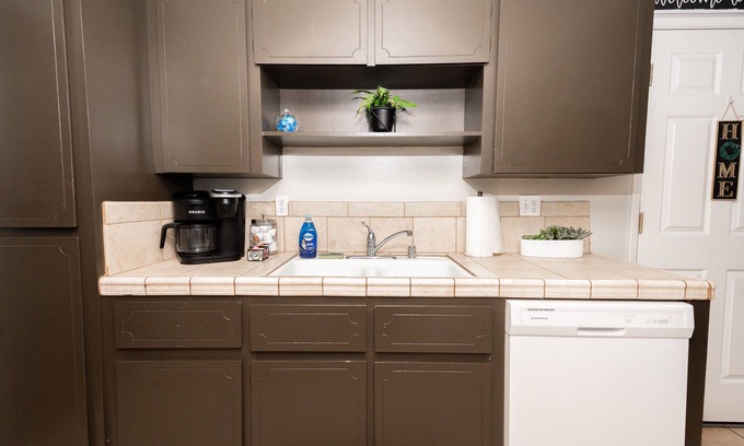 Fresno Casa | Excellent Home near Shopping and Restaurants